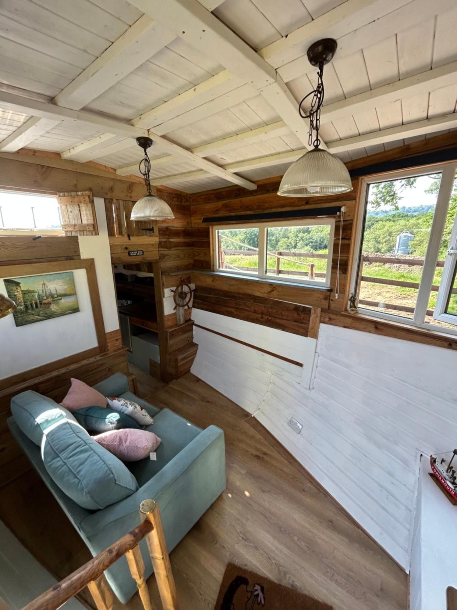 Swallowfield Glamping-Unsinkable Yeovil Eksteriør bilde