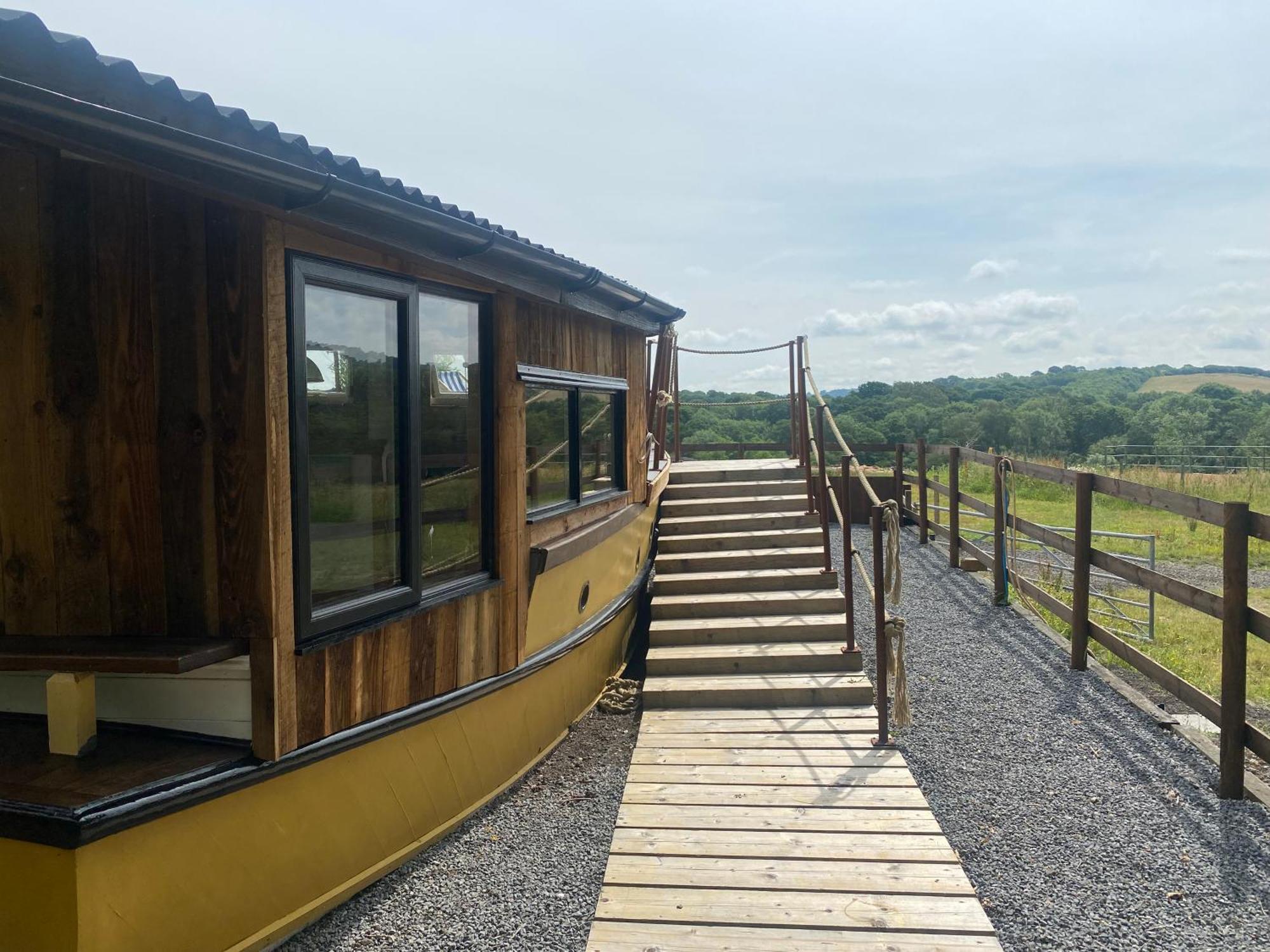 Swallowfield Glamping-Unsinkable Yeovil Eksteriør bilde